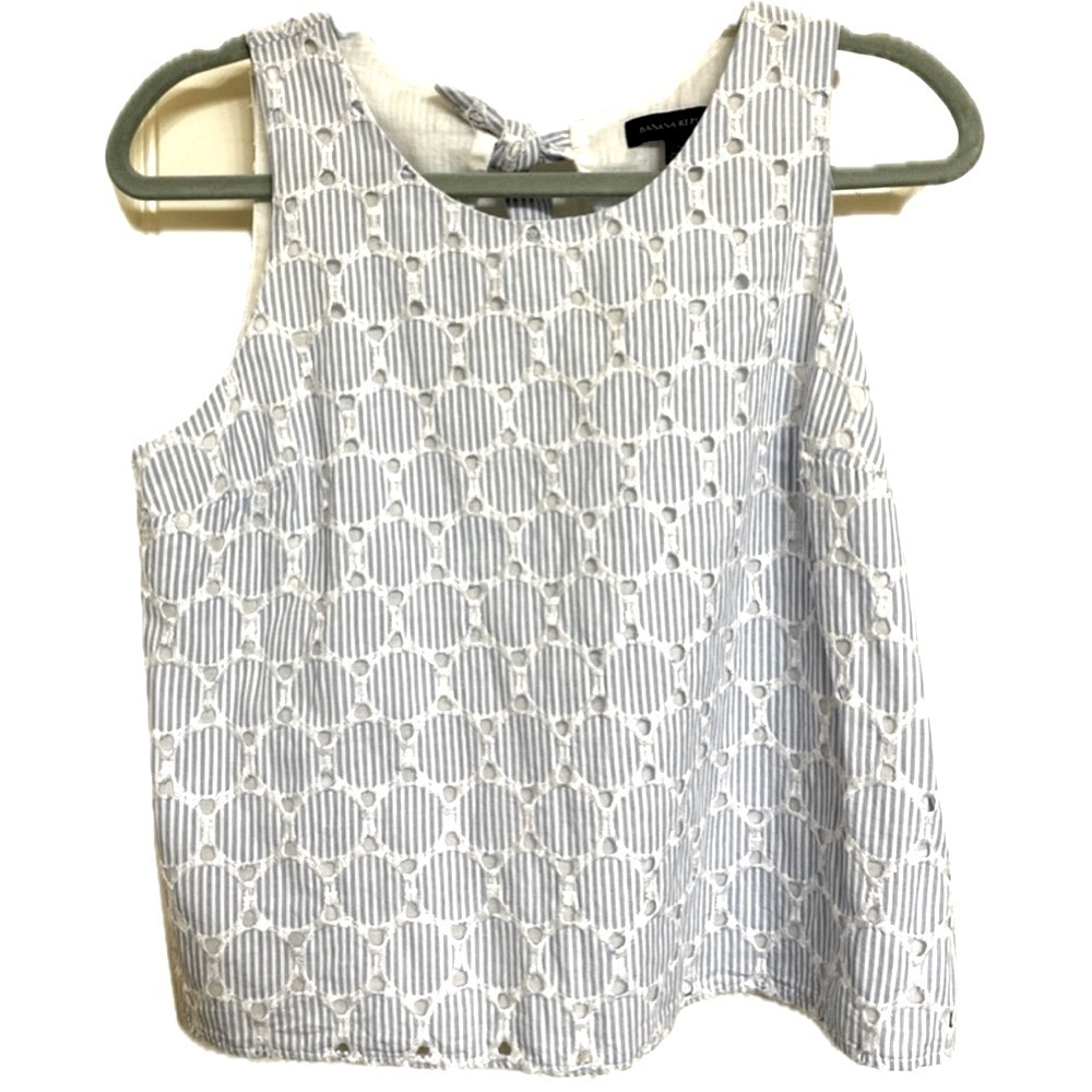 Banana Republic Sleeveless Blue White Striped Eyelet Circle Cotton Top